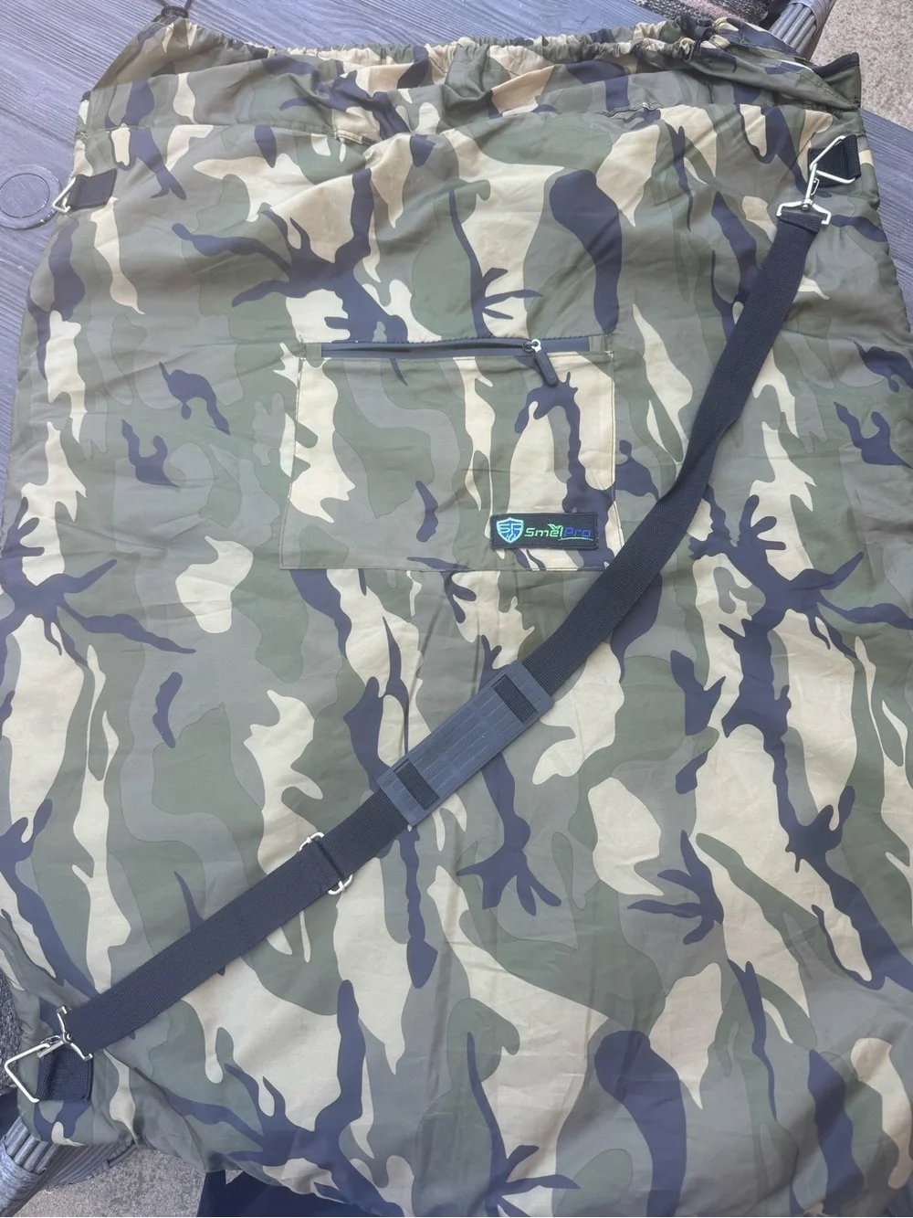 SmelPro XL 30x40 inches CAMO Nylon smell proof bag Brand New